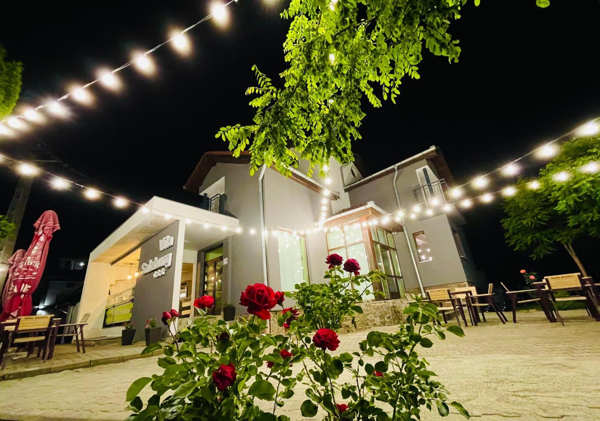 Vila Salzburg Hotel ออกนา ซีบิวลุย ภายนอก รูปภาพ